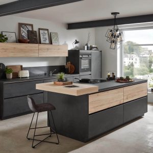 Prisma Inselkueche Betonoptik Schwarz matt