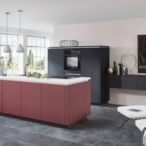 Nobilia Designküche mit Insel rostrot schwarzblau